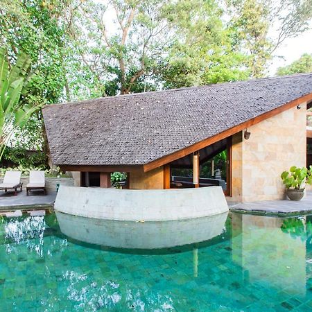 Seminyak Villa Kalyca Εξωτερικό φωτογραφία
