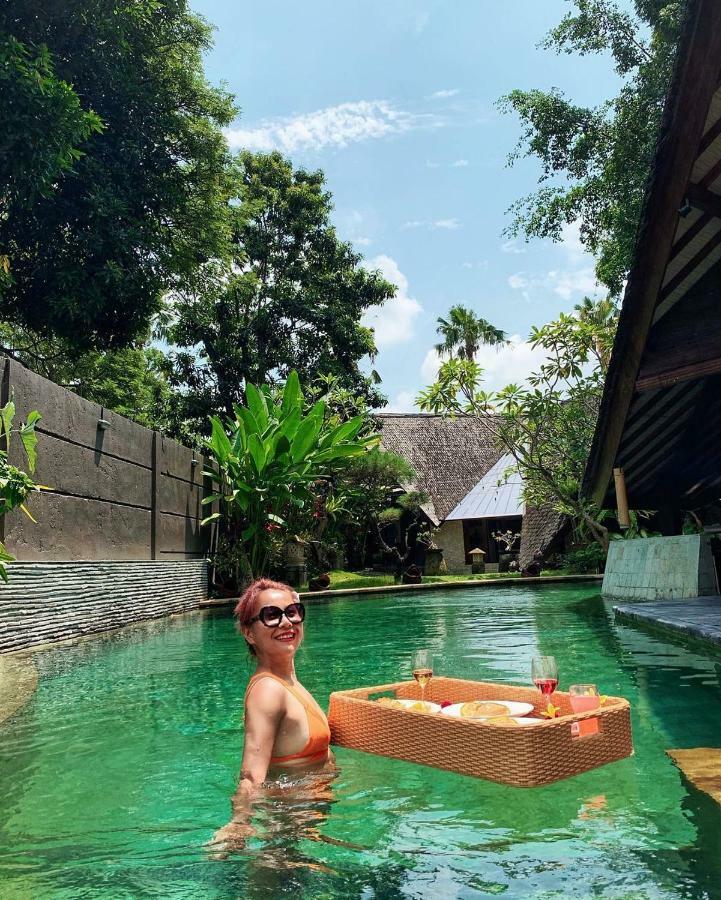 Seminyak Villa Kalyca Εξωτερικό φωτογραφία