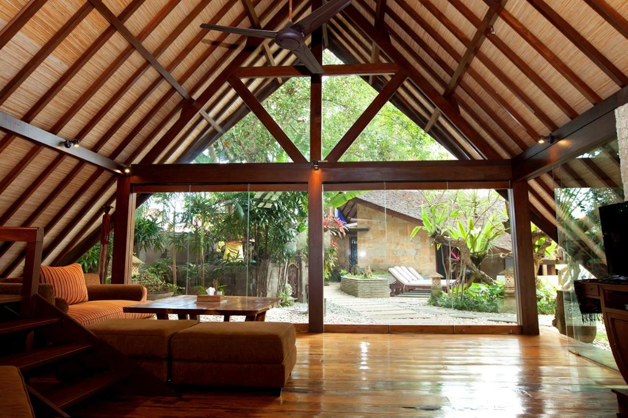 Seminyak Villa Kalyca Εξωτερικό φωτογραφία