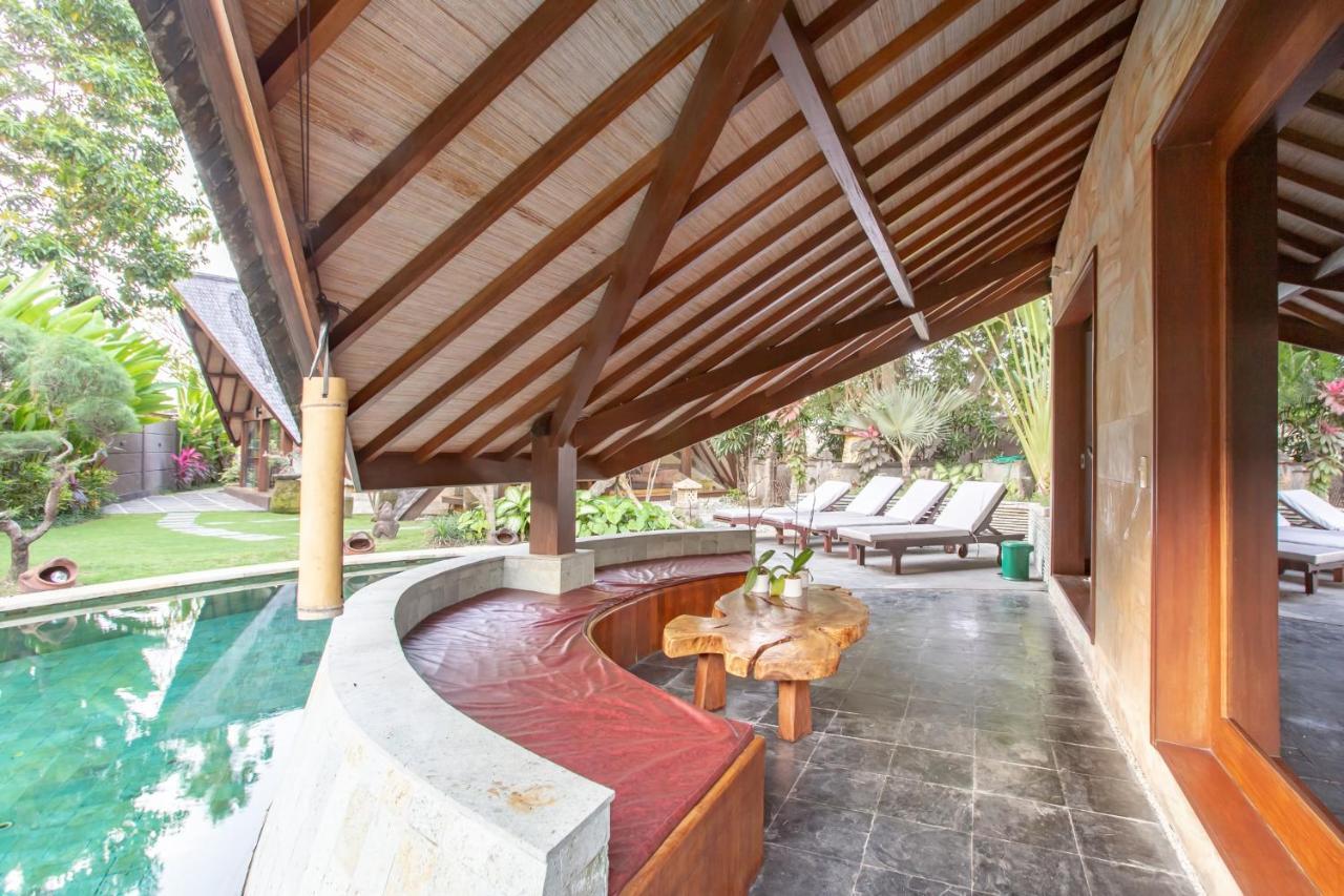 Seminyak Villa Kalyca Εξωτερικό φωτογραφία