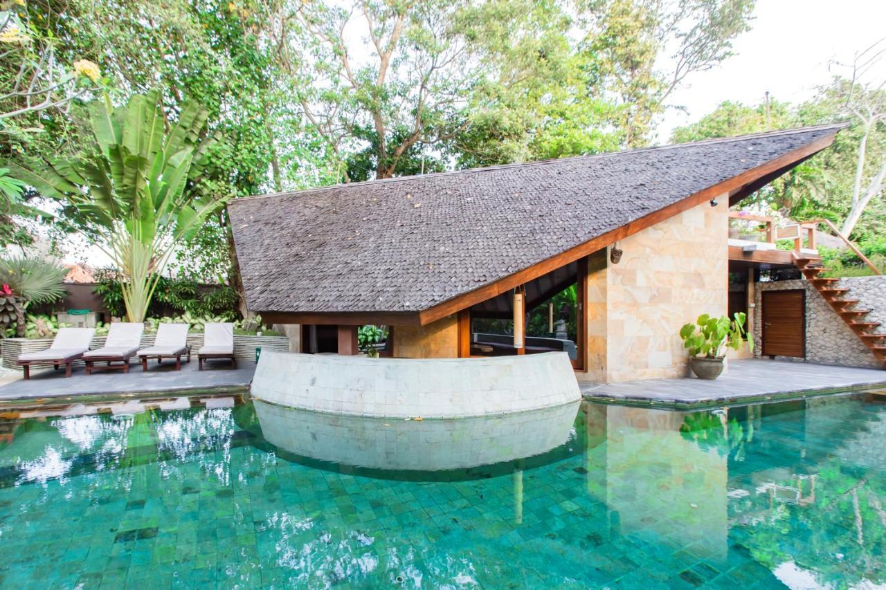 Seminyak Villa Kalyca Εξωτερικό φωτογραφία